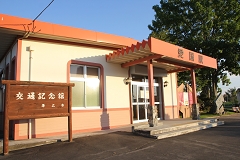 �����w